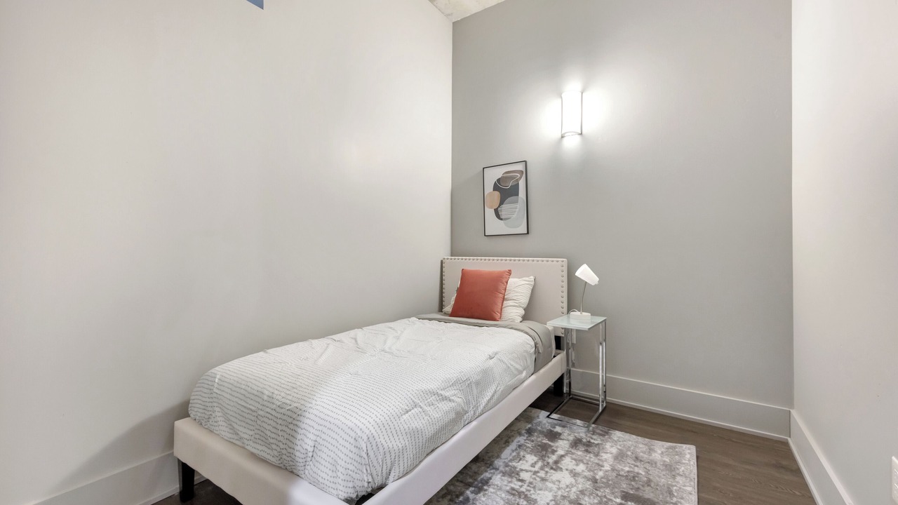 Photo of Bedroom in Downtown St. Louis