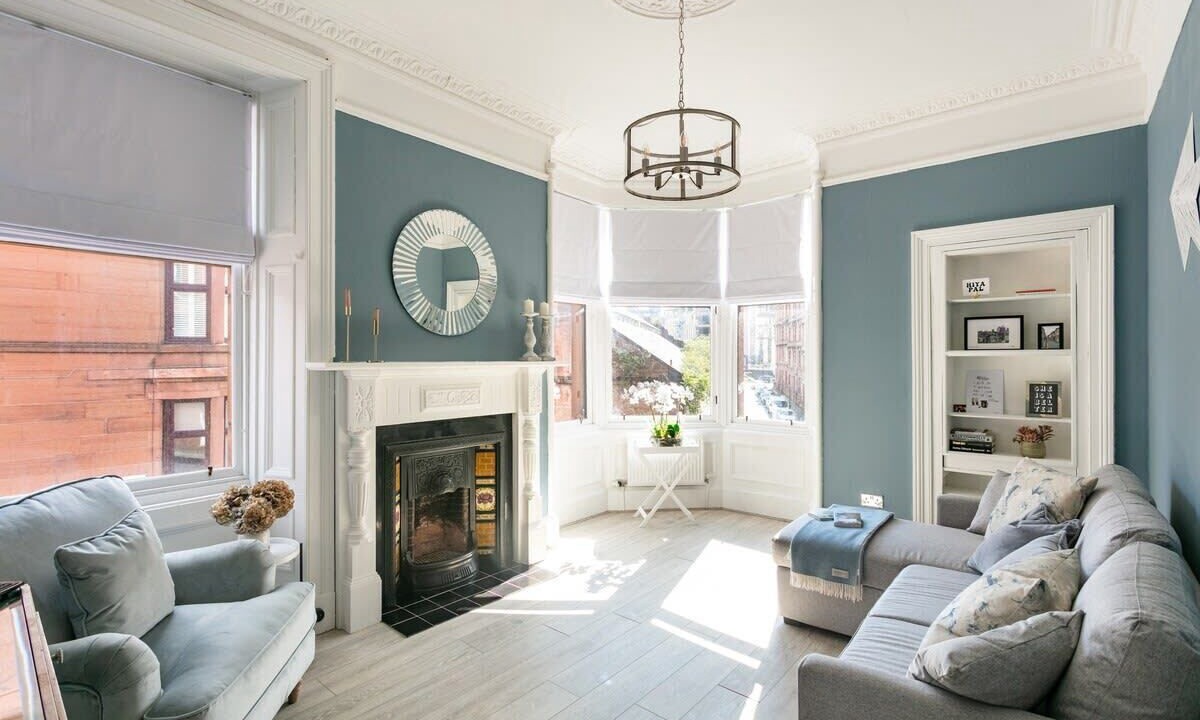 Photo of Livingroom in Glasgow Westend