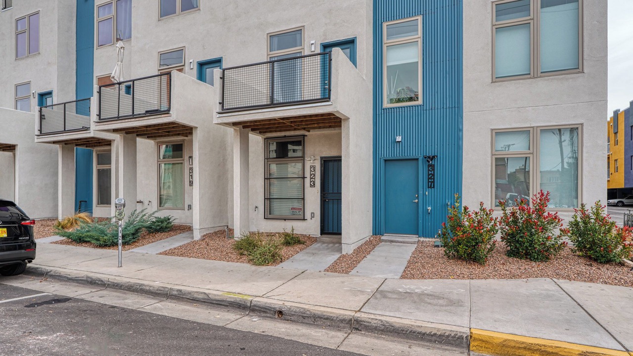 Photo of Outdoor in Raynolds Addition