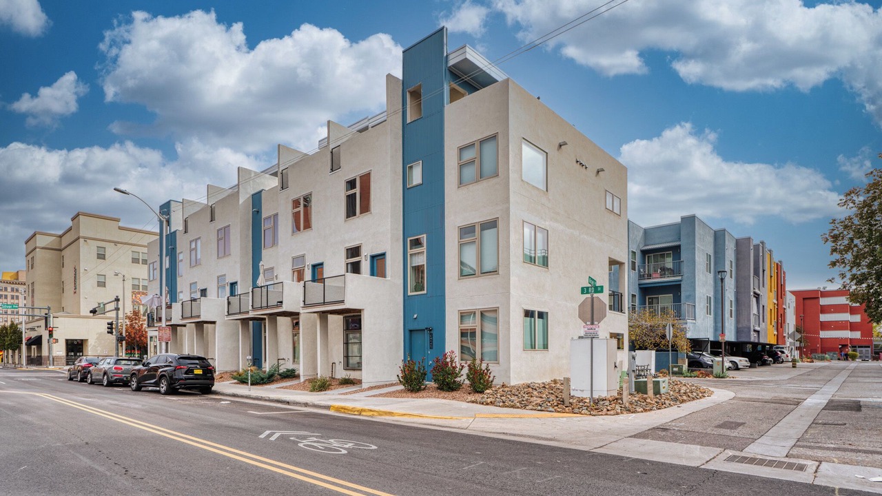 Photo of Outdoor in Raynolds Addition