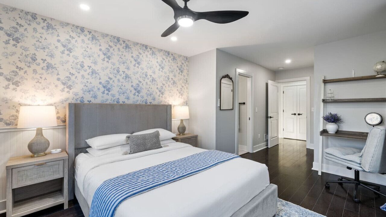 Photo of Bedroom in Lower Lawrenceville