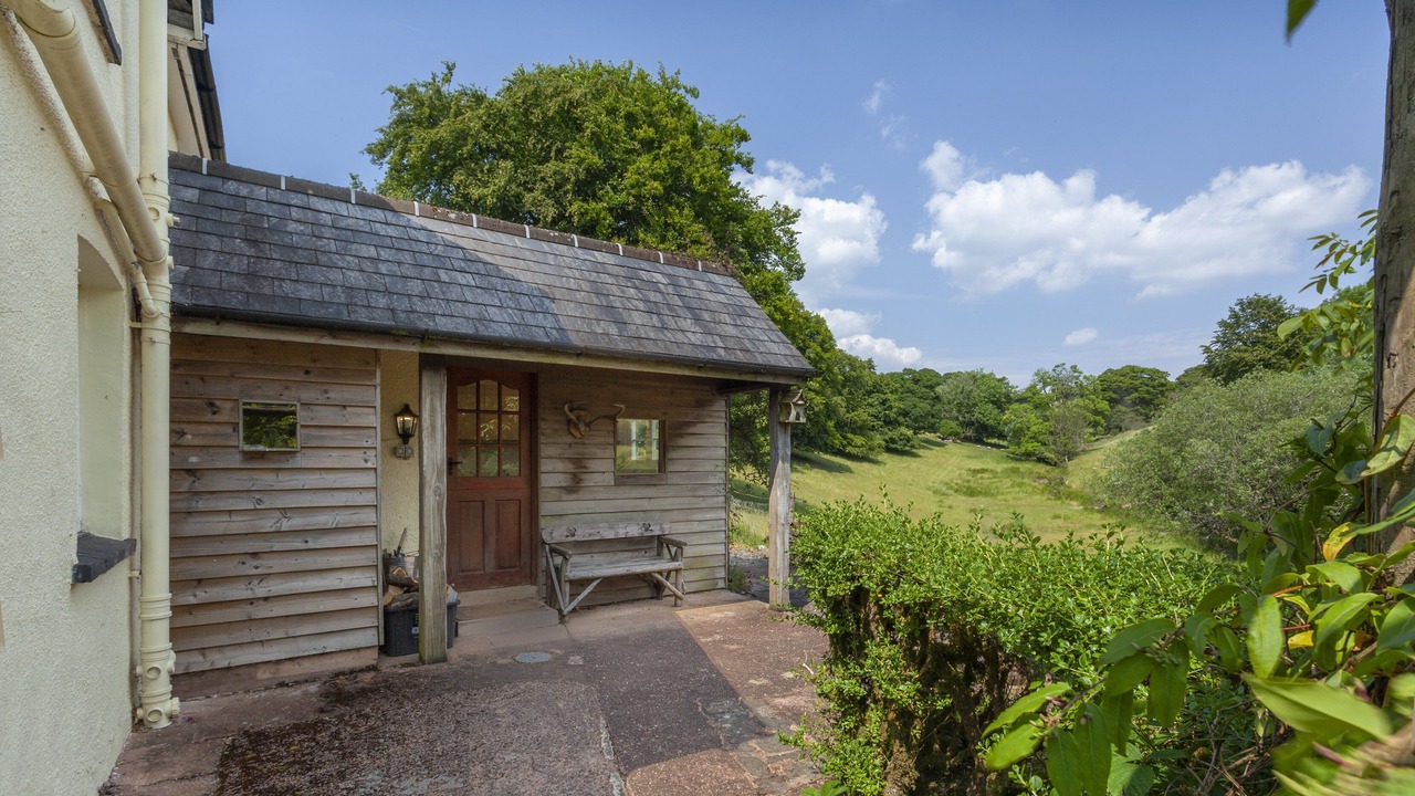 Photo of Outdoor in Liscombe