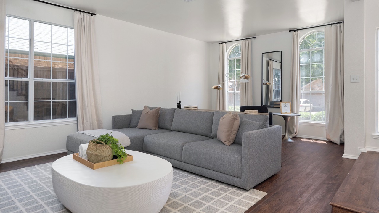 Photo of Livingroom in Flower Mound