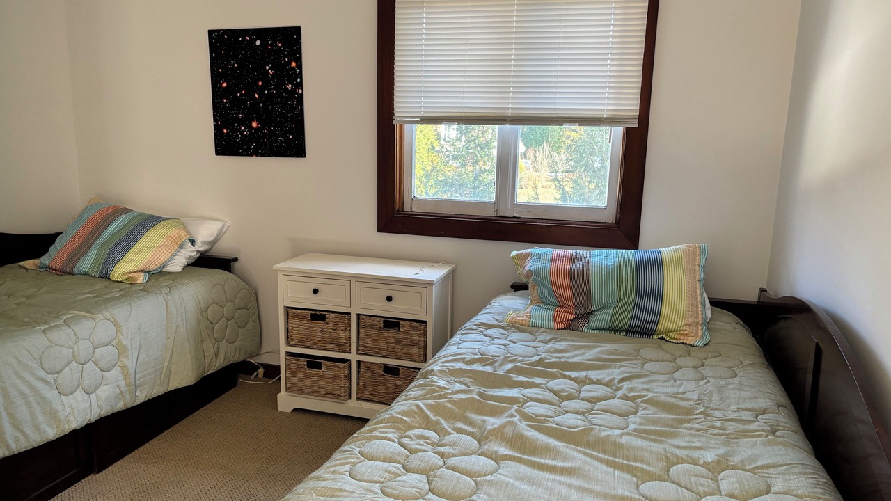 Photo of Bedroom in Quonochontaug