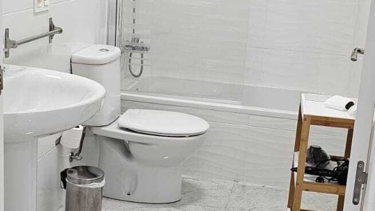 Photo of Bathroom in Adra