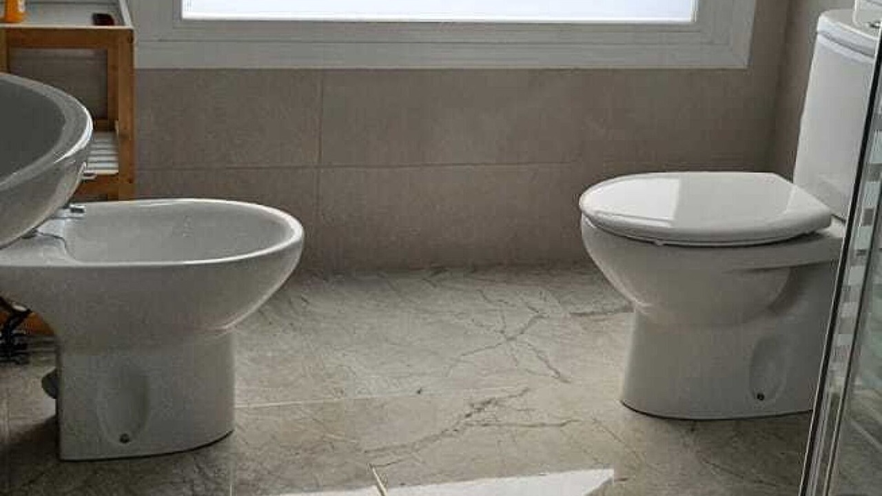 Photo of Bathroom in Adra