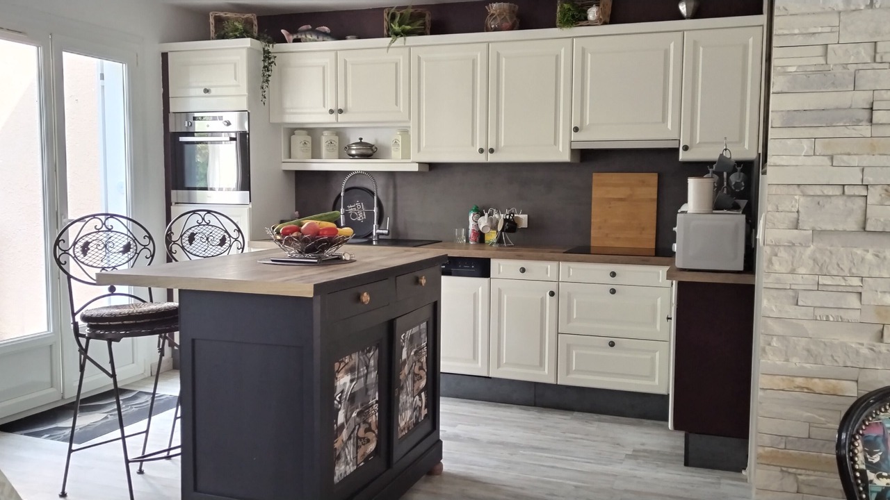 Photo of Kitchen in Falaise