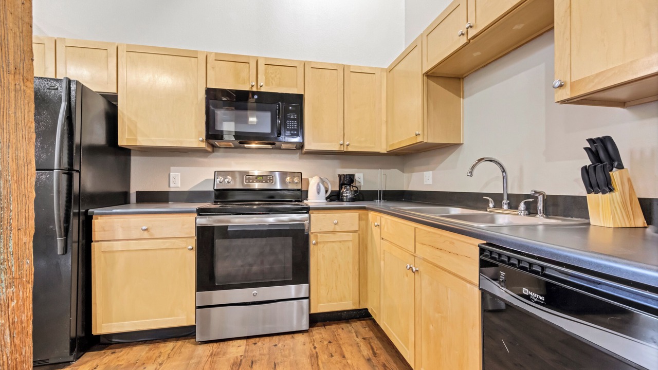 Photo of Kitchen in Lafayette Square