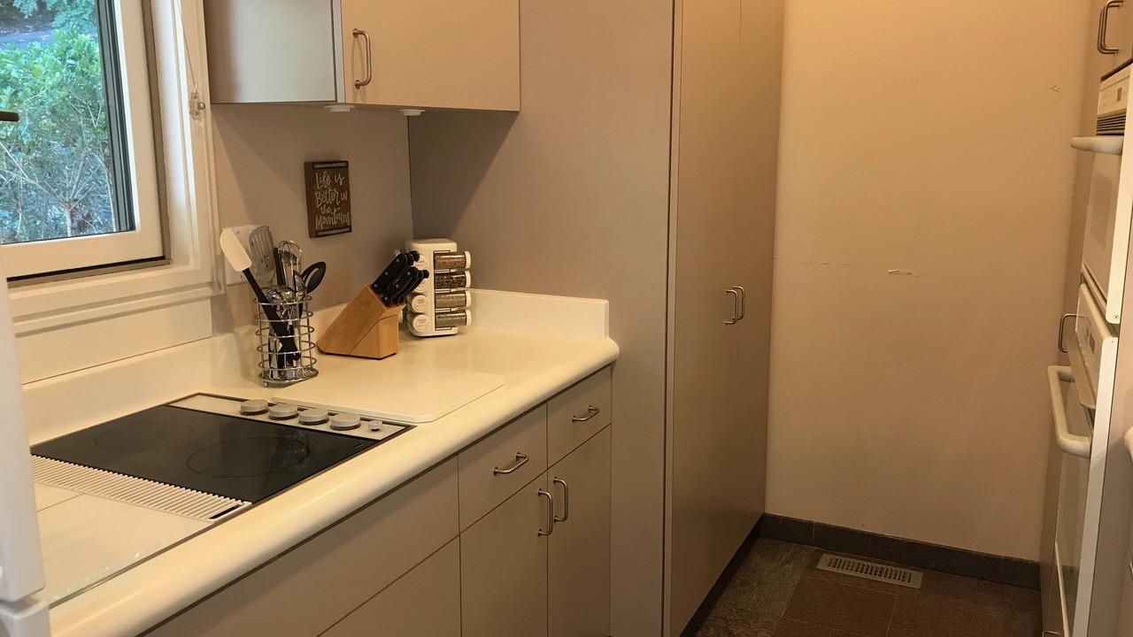 Photo of Kitchen in Robbinsville
