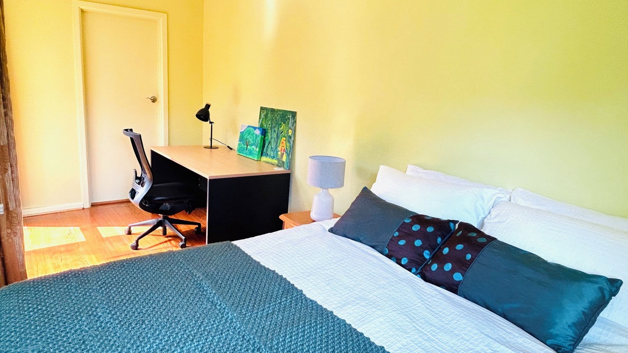 Photo of Bedroom in Mount Waverley