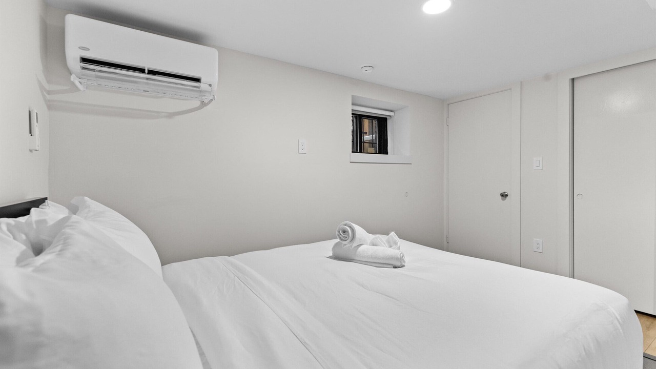 Photo of Bedroom in Logan Circle
