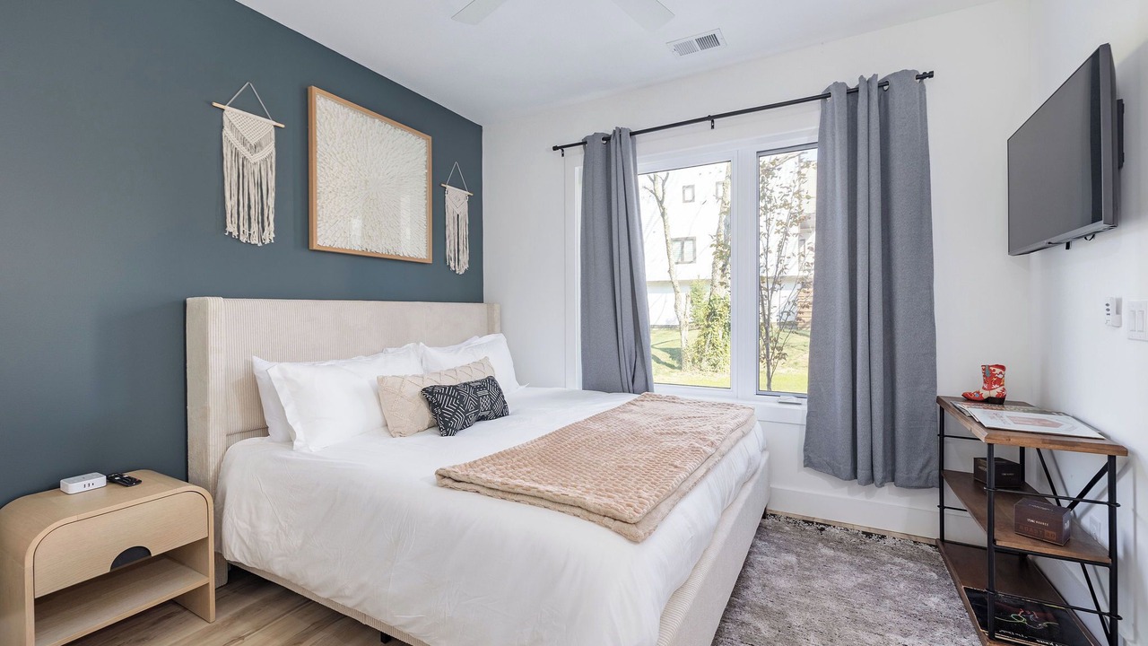 Photo of Bedroom in East Bank