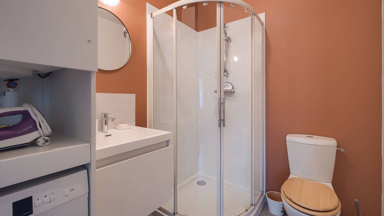 Photo of Bathroom in Laval