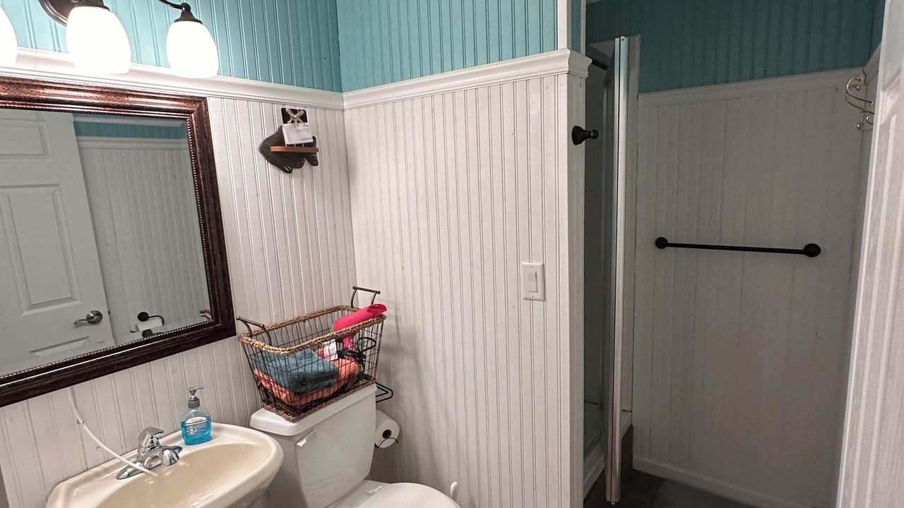 Photo of Bathroom in Athelstane
