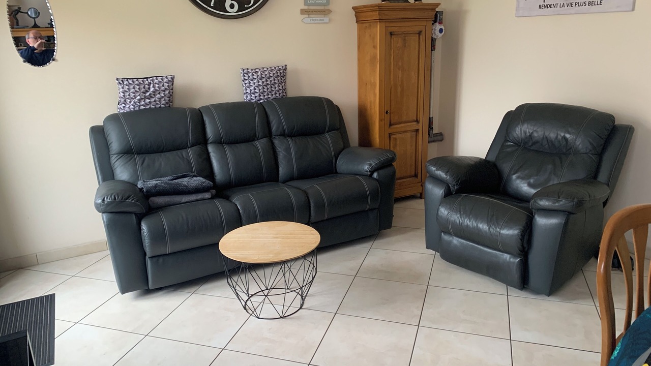 Photo of Livingroom in Pin - Vert Galant