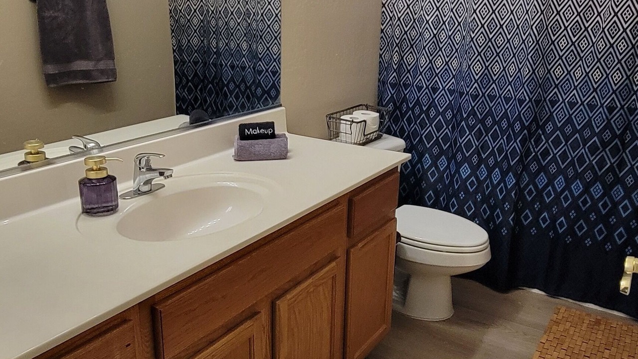Photo of Bathroom in Surprise Farms