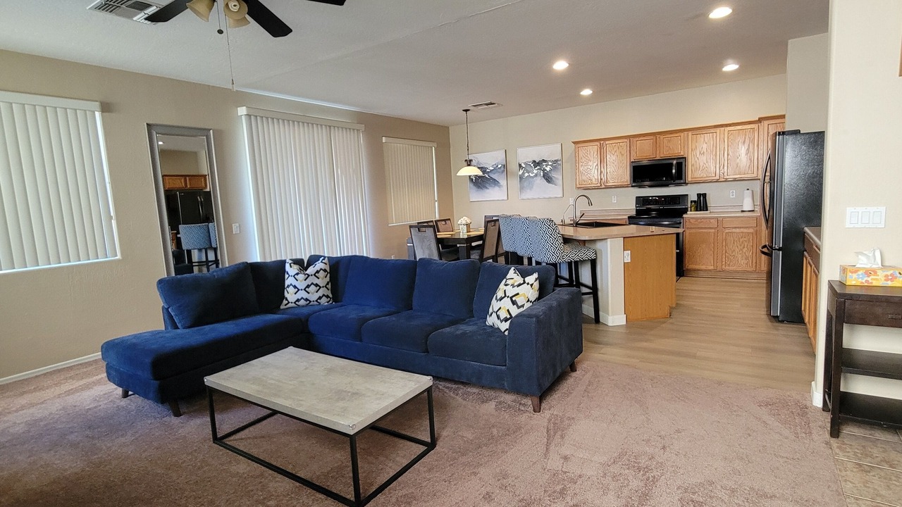 Photo of Livingroom in Surprise Farms