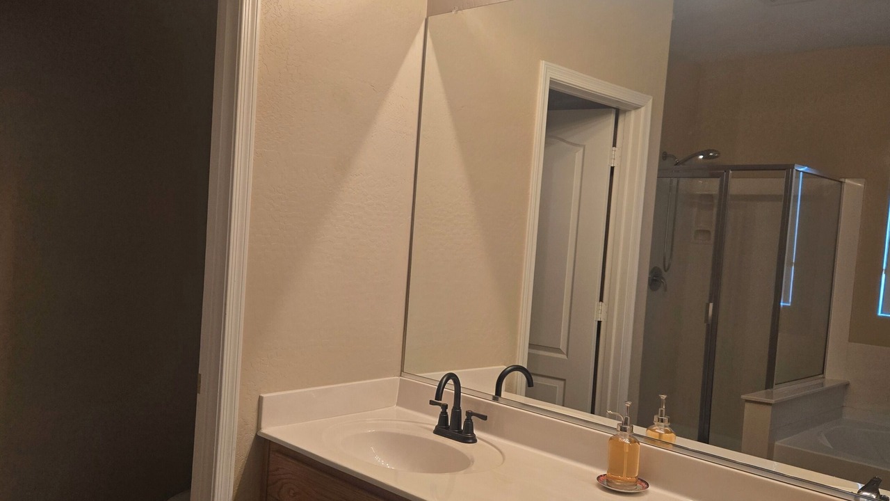 Photo of Bathroom in Surprise Farms