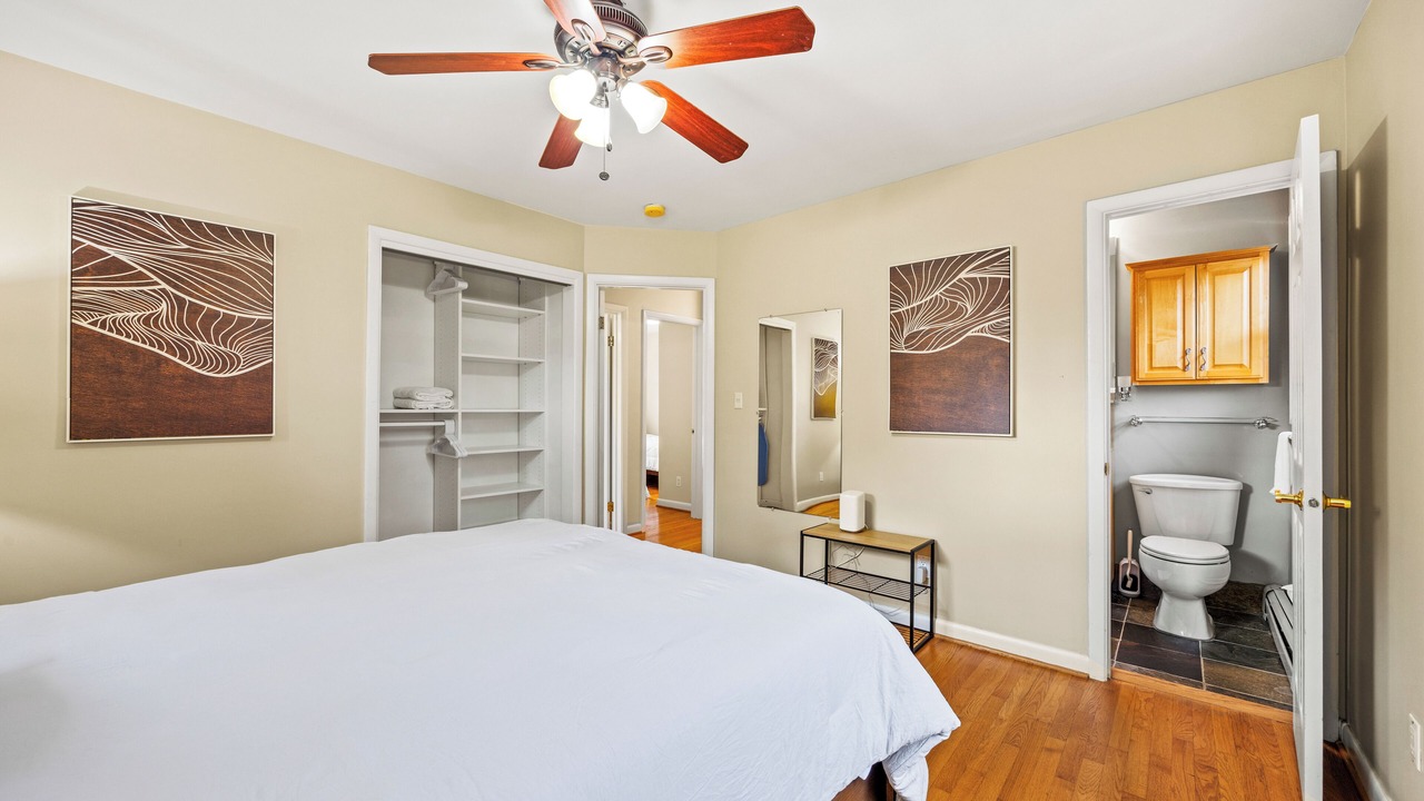 Photo of Bedroom in Alexandria West