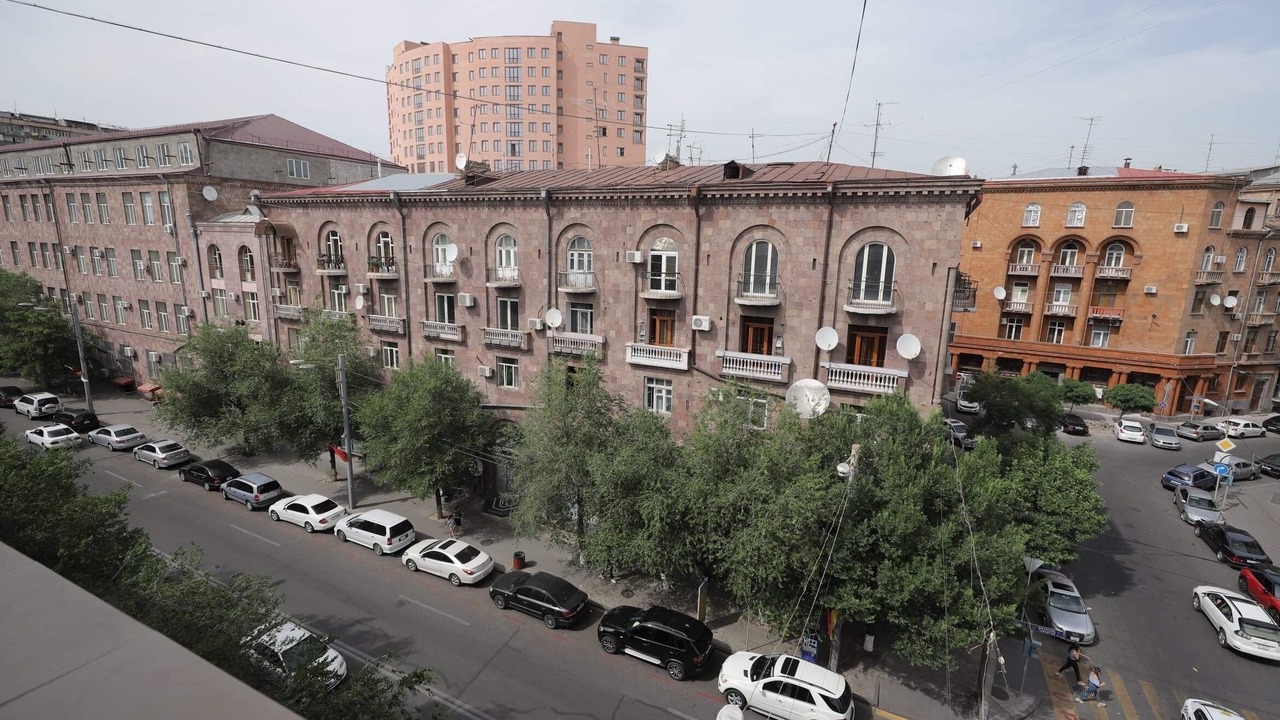 Photo of Outdoor in Kentron