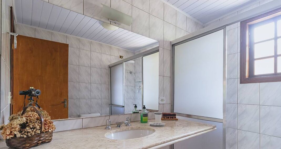 Photo of Bathroom in Campos do Jordao