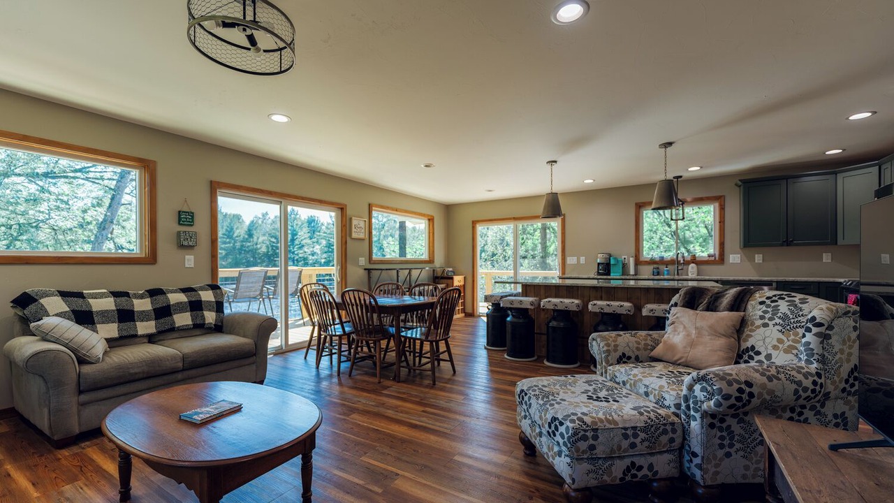 Photo of Livingroom in Ingalls