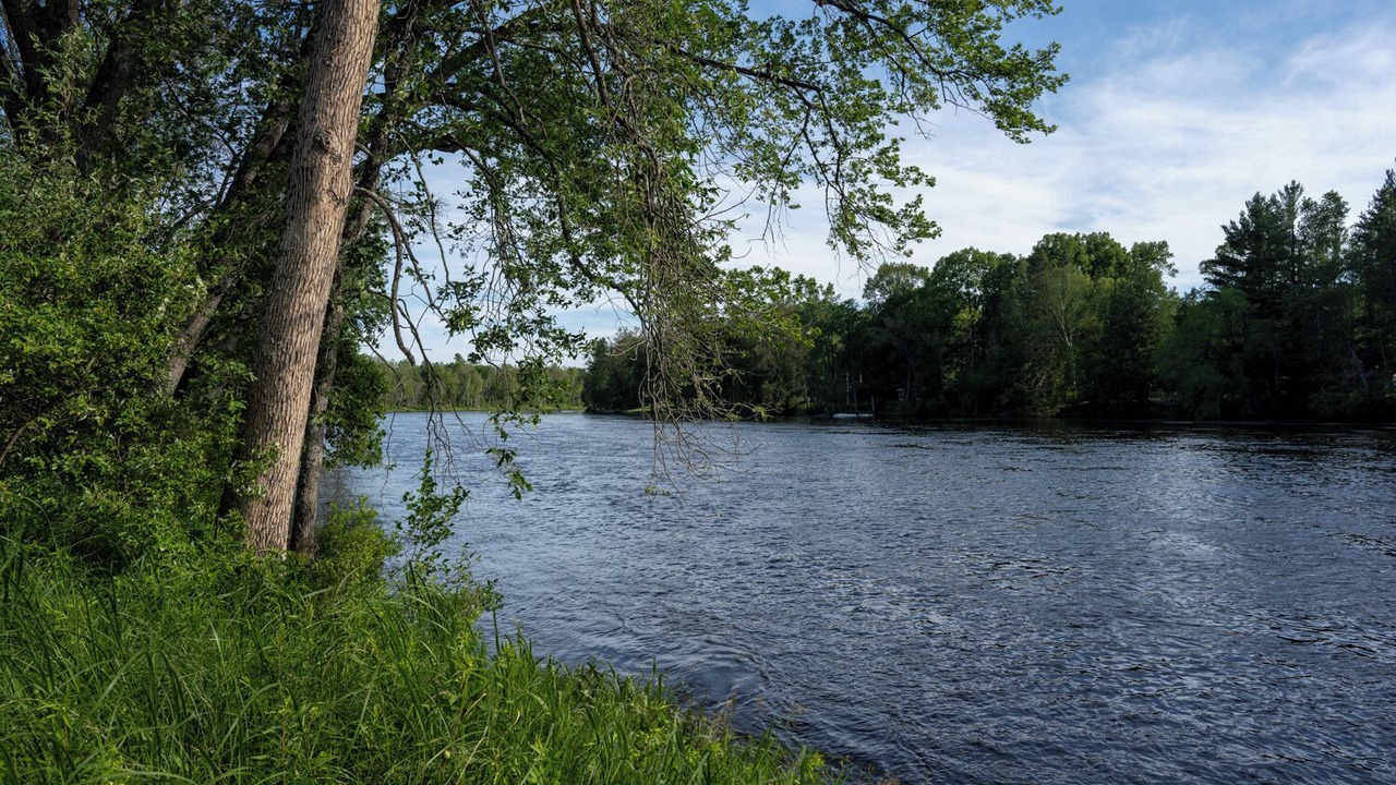 Photo of Others in Ingalls