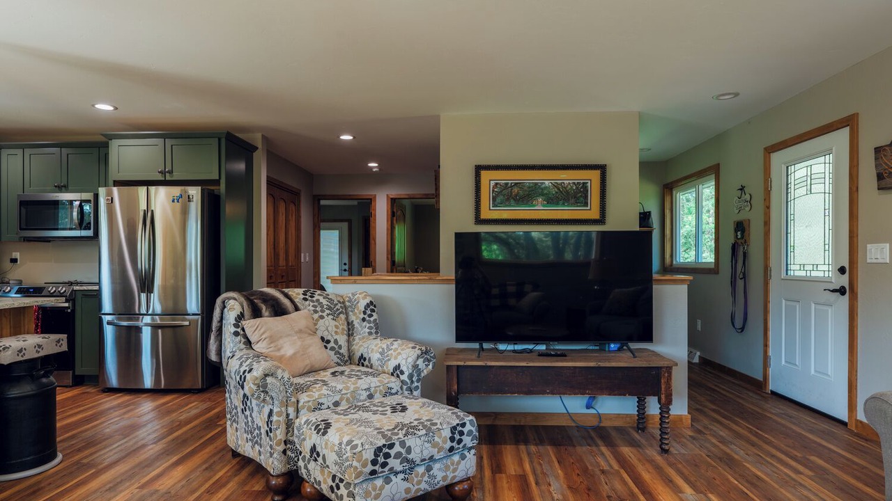 Photo of Livingroom in Ingalls