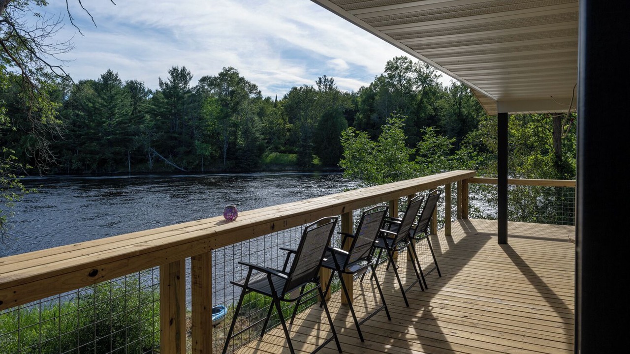 Photo of Patio Balcony in Ingalls
