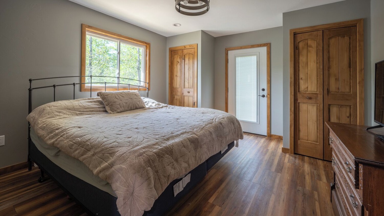 Photo of Bedroom in Ingalls