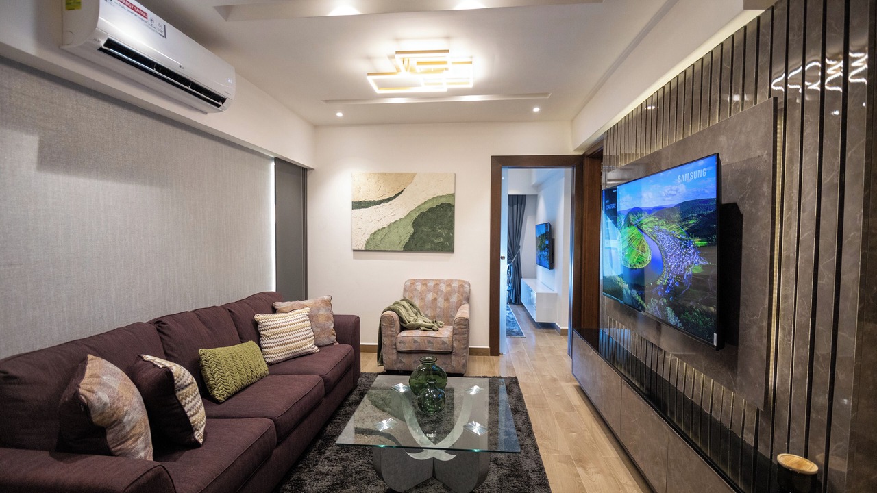 Photo of Livingroom in North Ridge