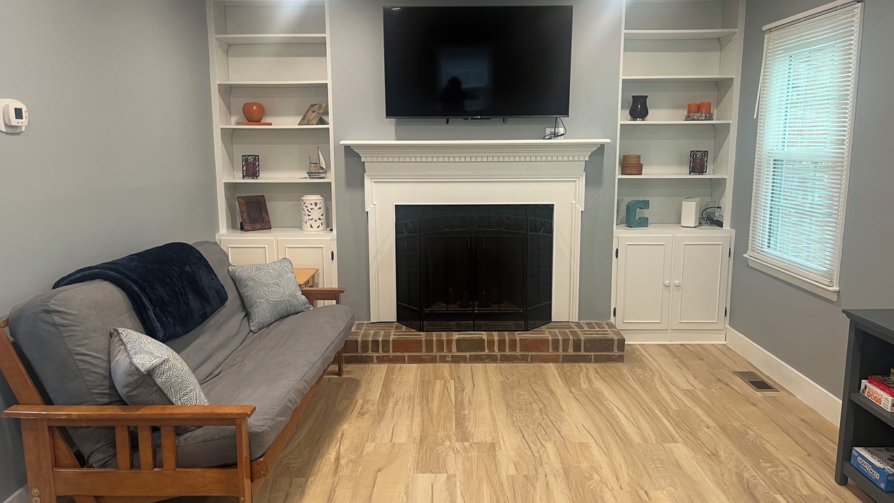 Photo of Livingroom in Hethwood - Prices Fork