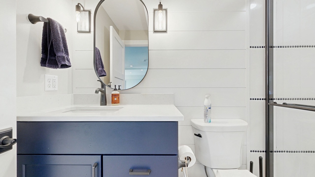 Photo of Bathroom in Okee