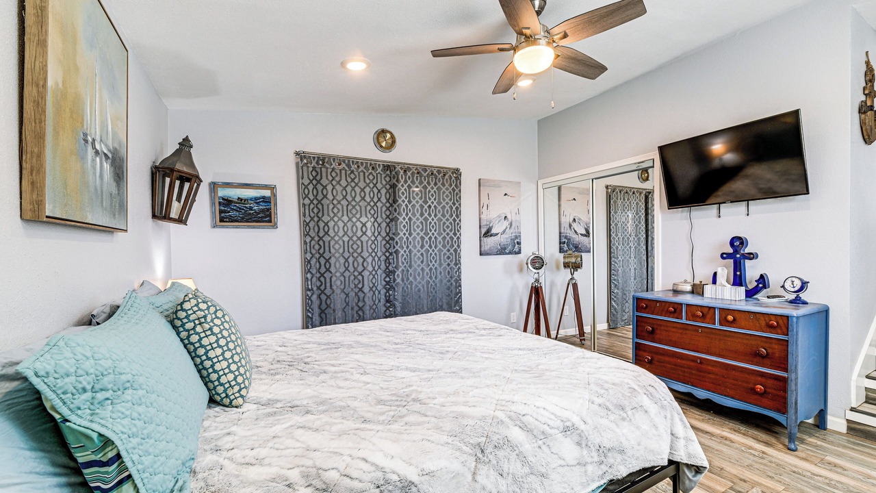 Photo of Bedroom in Crescent City North