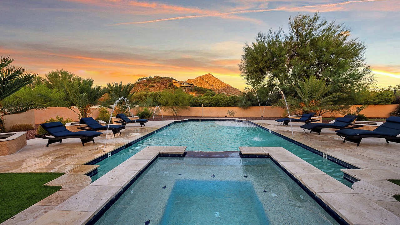 Photo of Outdoor in Paradise Hills