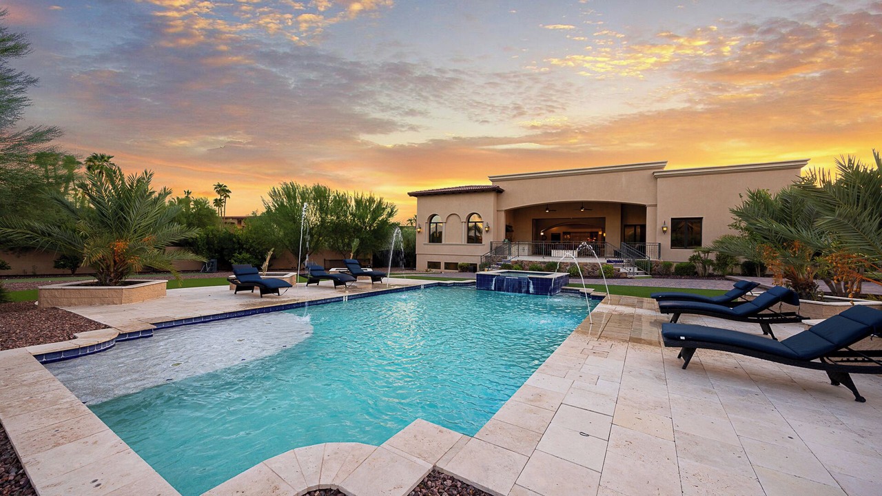 Photo of Outdoor in Paradise Hills