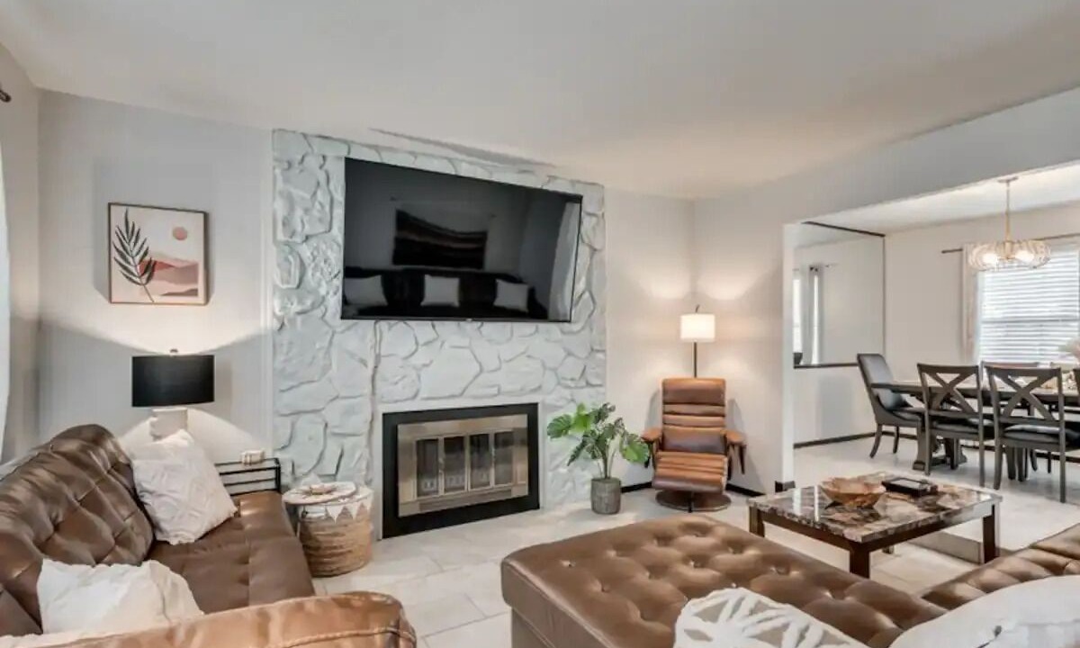 Photo of Livingroom in Shawnee