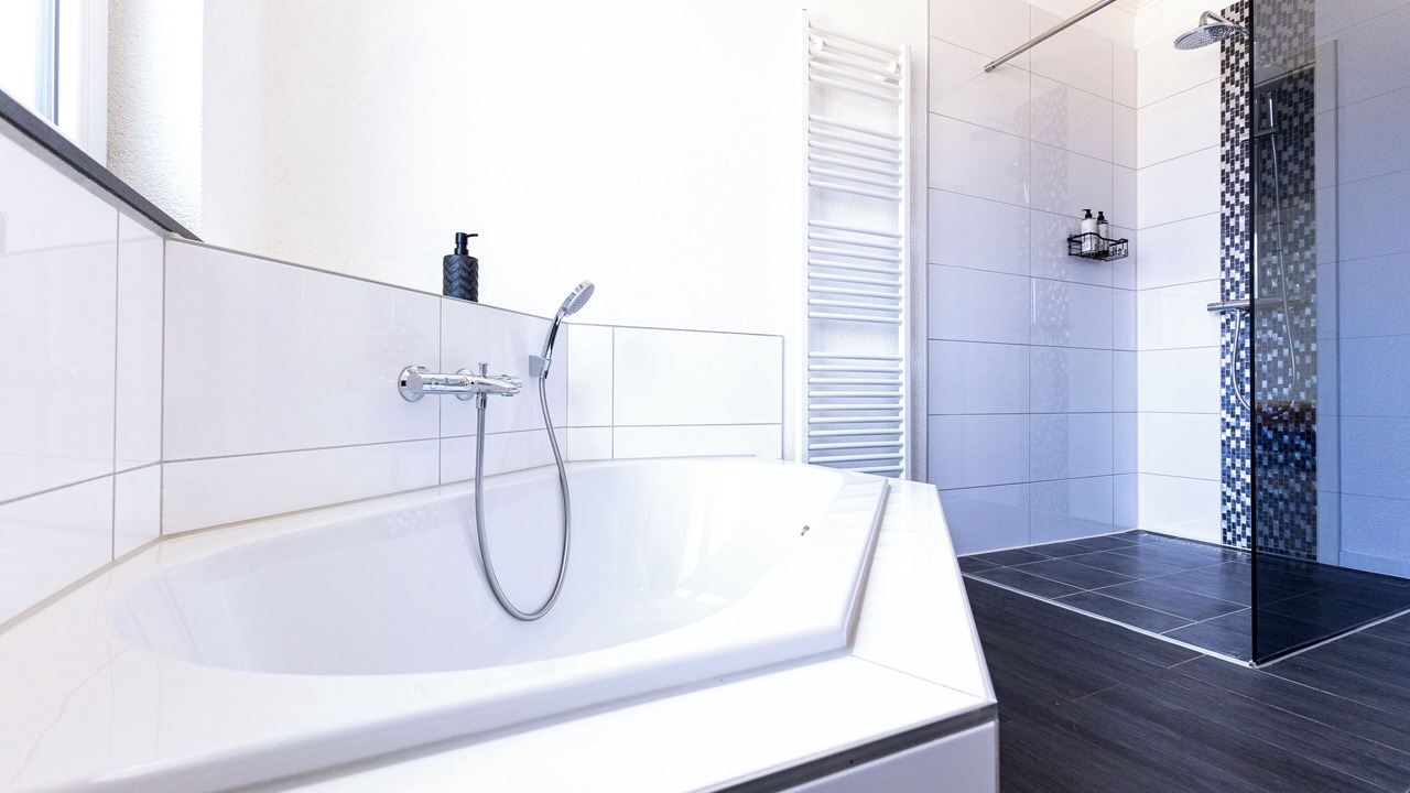 Photo of Bathroom in Pellenz