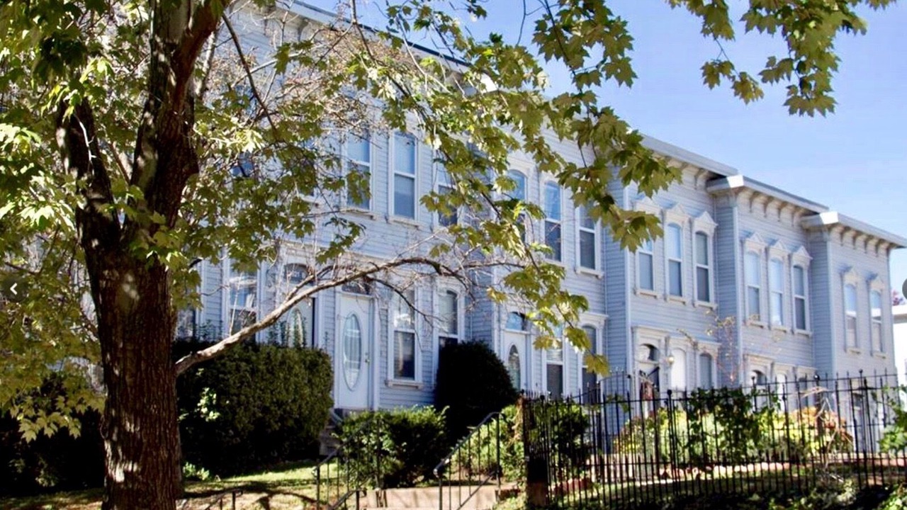 Photo of Outdoor in Lafayette Square