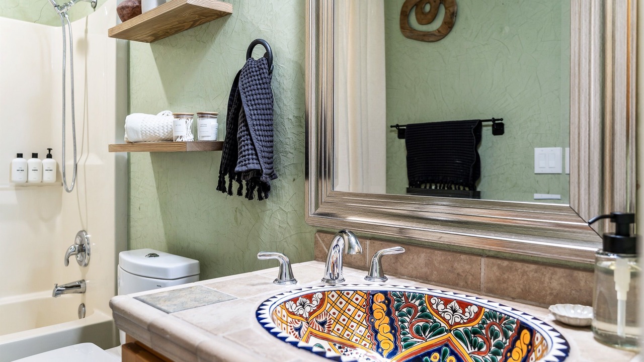 Photo of Bathroom in Elgin