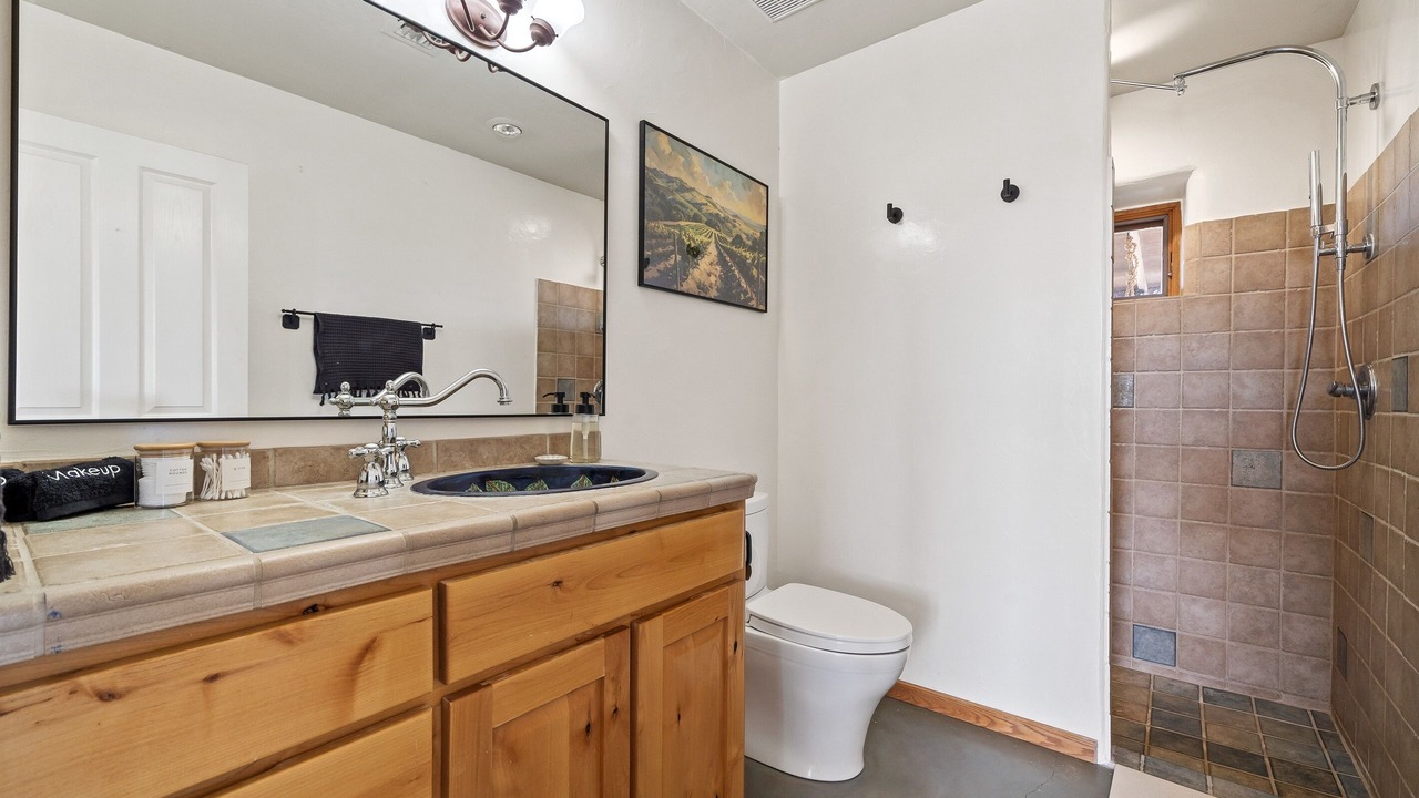 Photo of Bathroom in Elgin