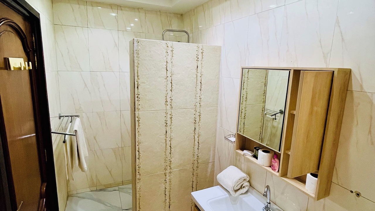Photo of Bathroom in Ouakam