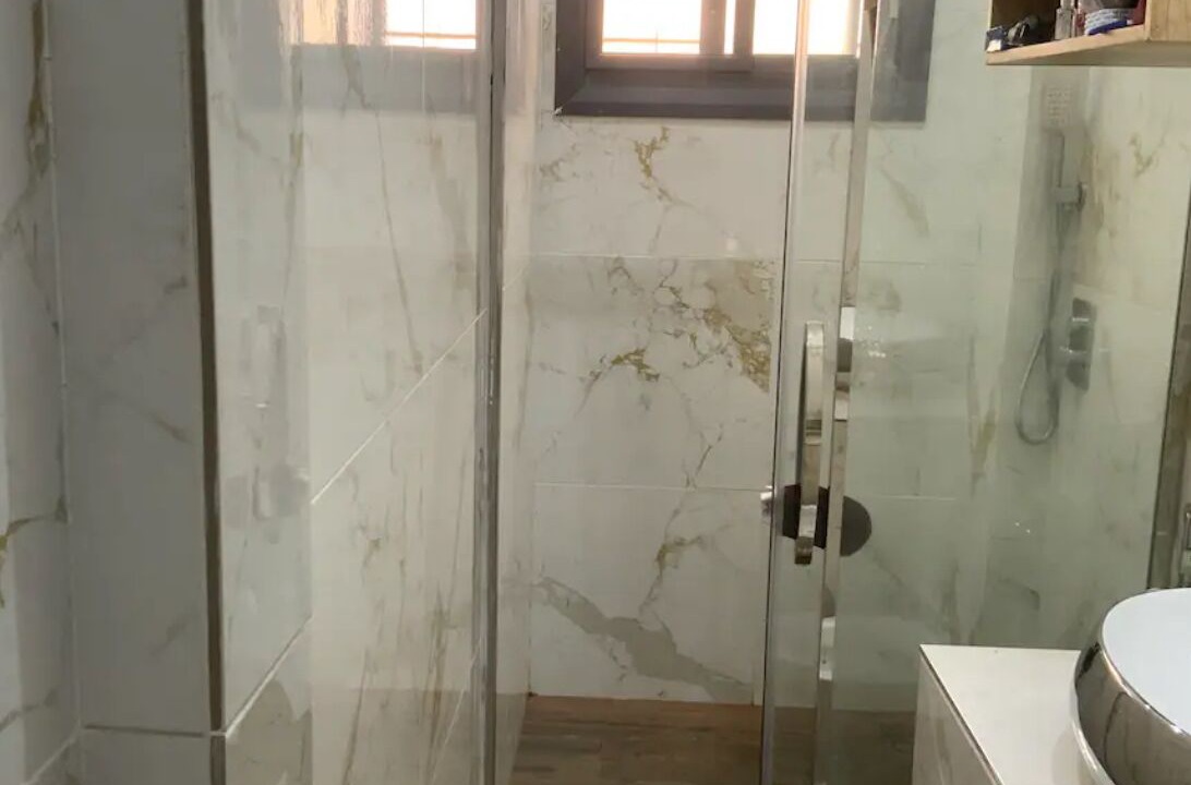 Photo of Bathroom in Dakar
