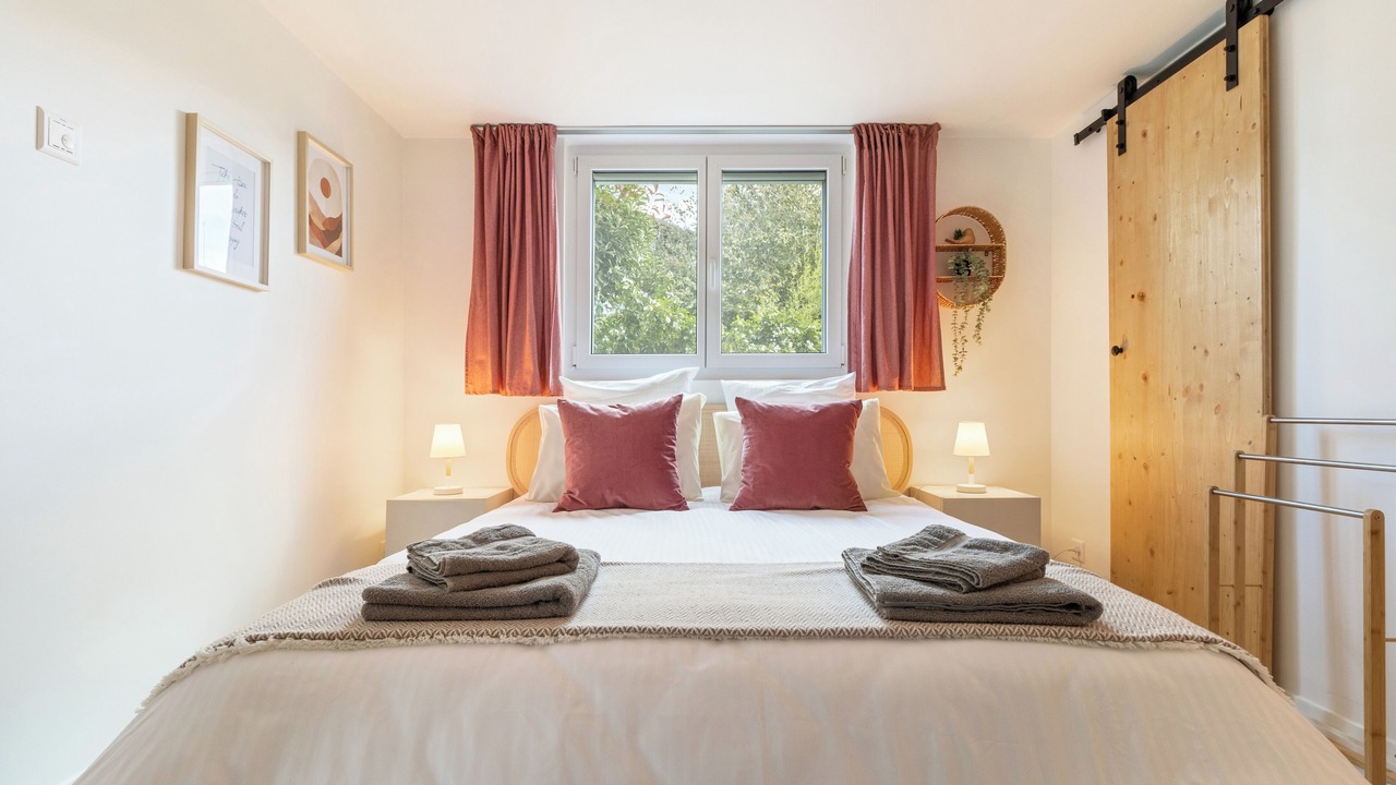 Photo of Bedroom in Montbrelloz
