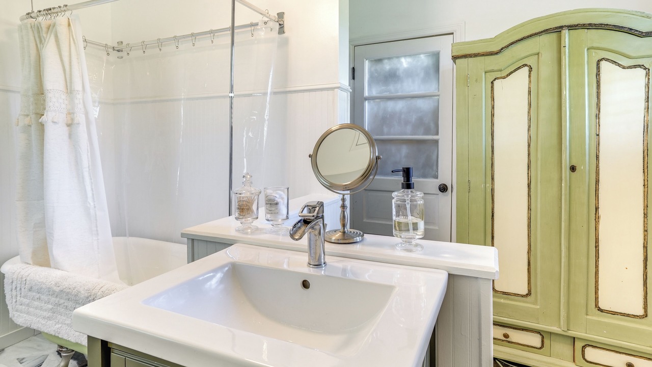 Photo of Bathroom in Wingina