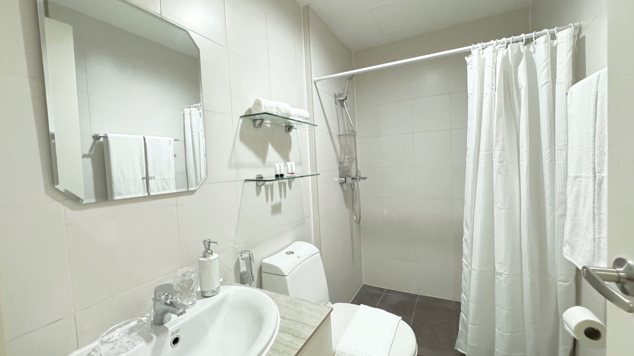 Photo of Bathroom in Legazpi Village
