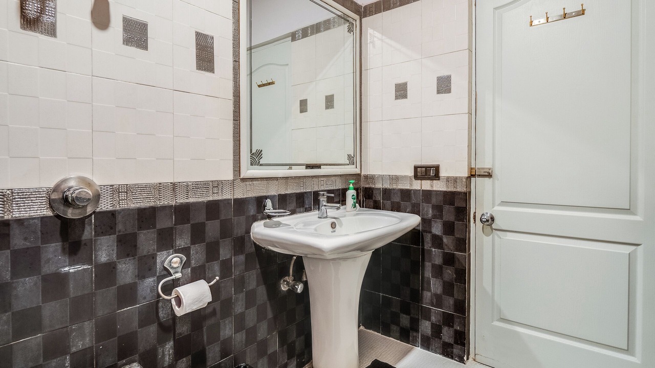 Photo of Bathroom in HSR Layout