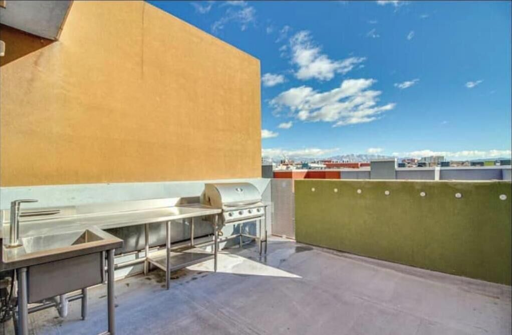 Photo of Outdoor in Raynolds Addition