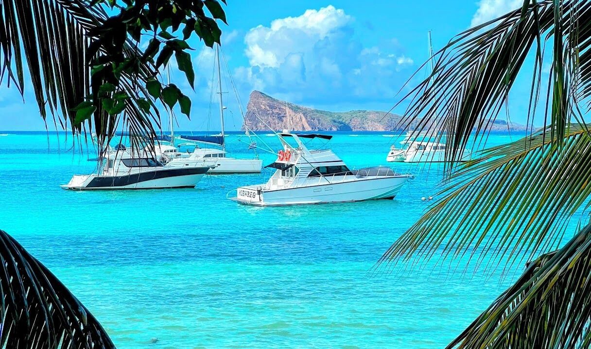 Photo of Others in Candos