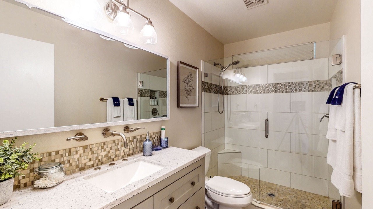 Photo of Bathroom in Sunset Ridge